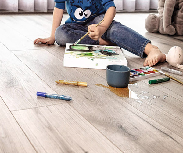 Suelos laminados para baños tarimas para zonas húmedas